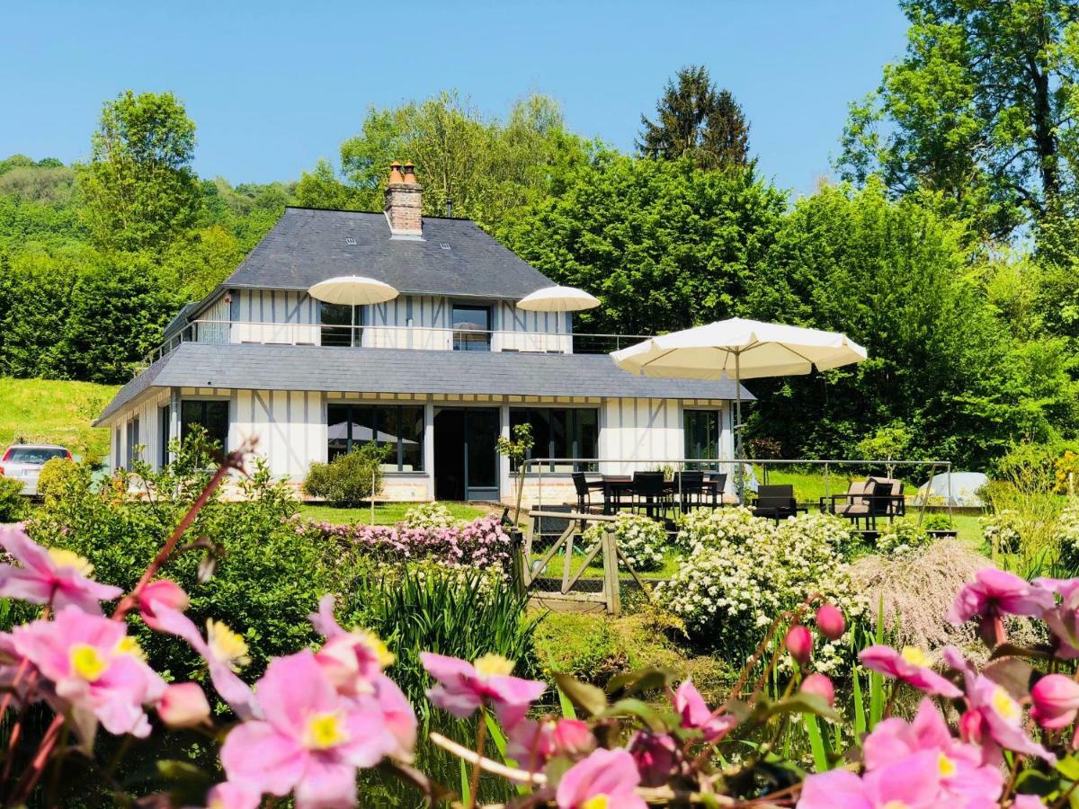 Domaine Le Hetrey Bed & Breakfast Toutainville Екстериор снимка
